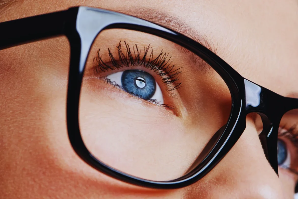 What Are Progressive Lenses